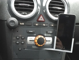 Image of Крепление iphone 5 на автомобильный CD чейнджер Opel Corsa