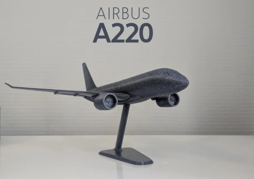 Самолет Airbus A220